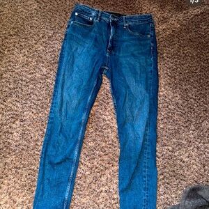 Women’s Blue Jeans